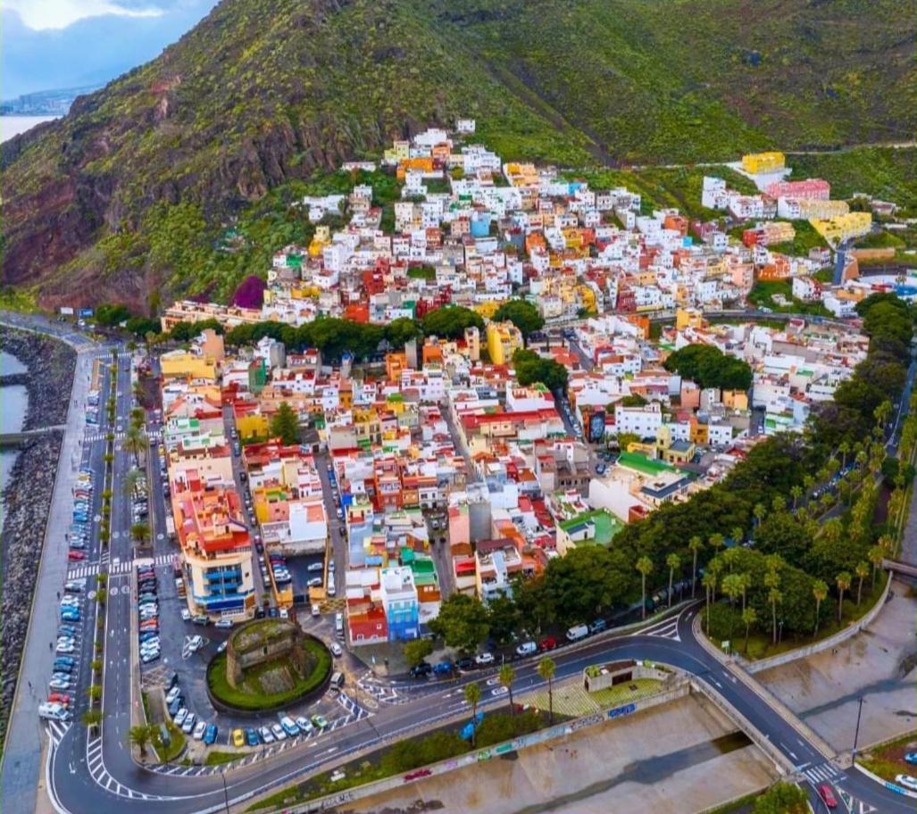 El Perenquen * Santa-Cruz de Ténérife
